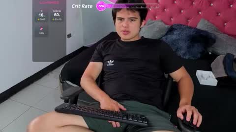 Snapshot of invincible200 chatting on 11.05.25 invincible200 online show from 11.05.25