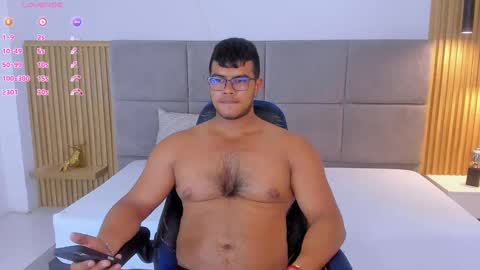 Snapshot of iori_21 chatting on 02.25.25 iori online show from 02.25.25