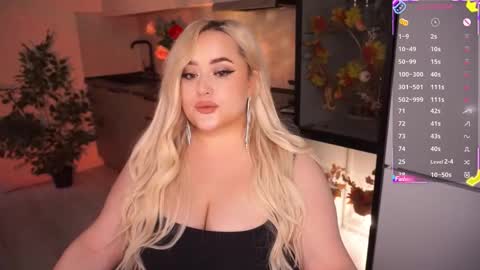 Snapshot of irena_barr18 chatting on 11.19.25 Irena Barr online show from 11.19.25