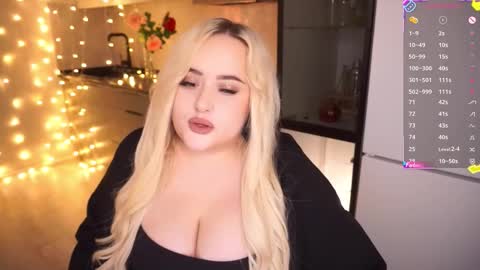 Snapshot of irena_barr18 chatting on 12.01.25 Irena Barr online show from 12.01.25