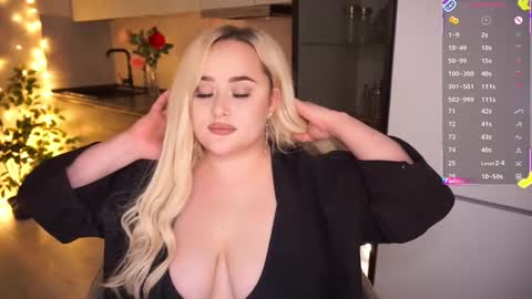 Snapshot of irena_barr18 chatting on 12.17.25 Irena Barr online show from 12.17.25