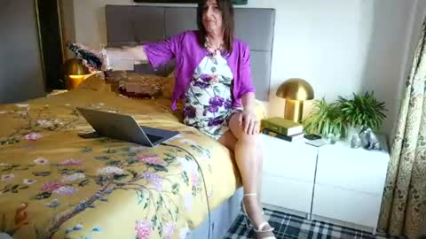 Irena Adler online show from 07.12.26