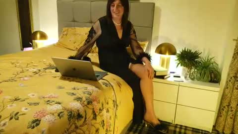 Irena Adler online show from 07.17.26