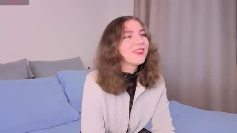 Snapshot of ireneharris chatting on 09.18.25 Maxin online show from 09.18.25
