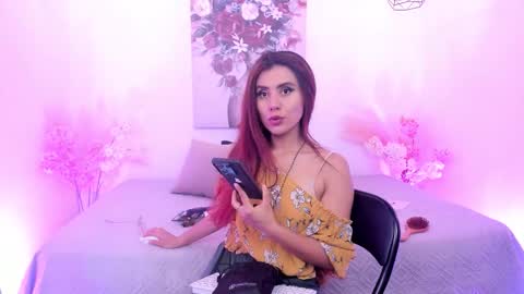 Snapshot of iriis_rosse chatting on 09.21.25 Iris Rosse online show from 09.21.25