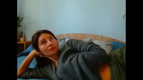 Snapshot of irina9793 chatting on 10.21.25 irina online show from 10.21.25