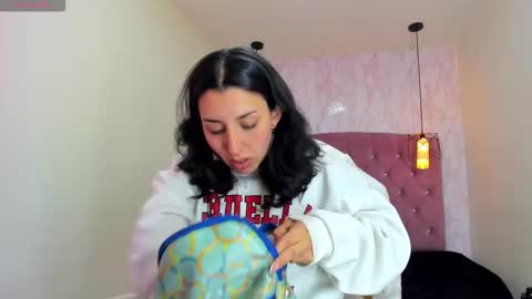 iris_77 online show from 11.05.25