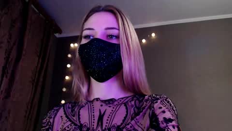 Lily online show from 01.14.26