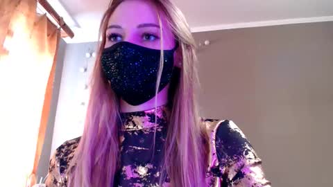 Lily online show from 03.04.26