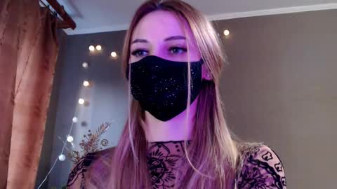 Lily online show from 03.12.26