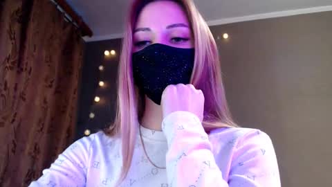 Lily online show from 03.18.26