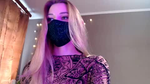Lily online show from 05.12.26