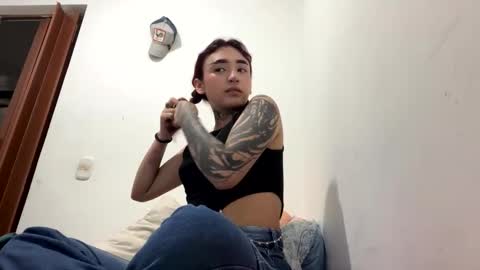  Iris  online show from 01.15.25