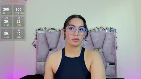 Snapshot of iris_mandarinne chatting on 11.23.25 Iris online show from 11.23.25