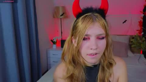 Iris  online show from 10.25.25