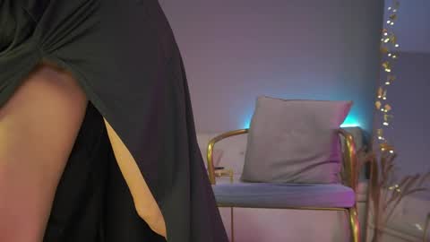 Iris online show from 10.25.25