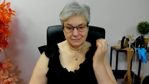 I R I S online show from 10.30.25