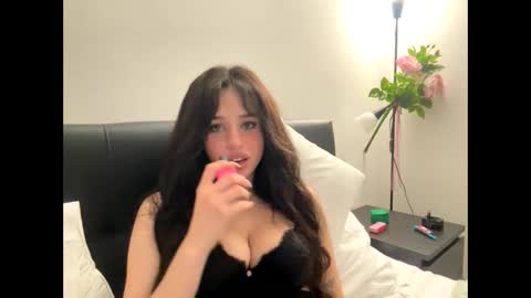 irisbabyyyyyyy online show from 05.19.26