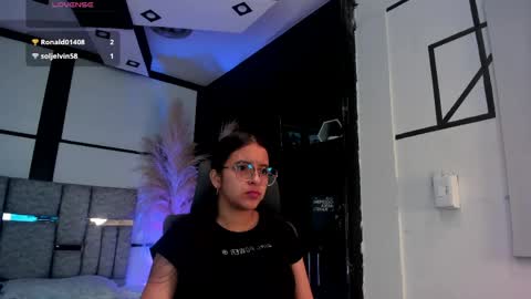 Iris Fyre  online show from 05.21.26