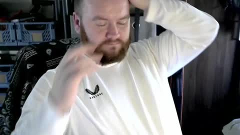 twitter theirishman205 online show from 02.14.25