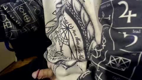 Irishdude2483 online show from 01.11.25