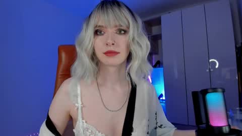 Snapshot of irisice chatting on 06.09.26 Miss Iris Fansly Miss Iris new inst. online show from 06.09.26