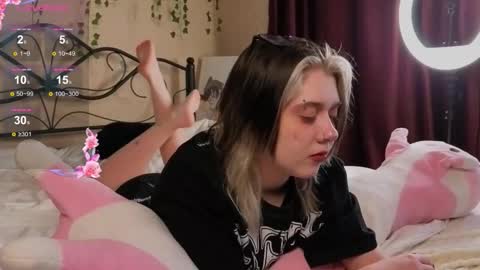 Snapshot of irissocute chatting on 09.13.25 I am Cutie Iris3 online show from 09.13.25