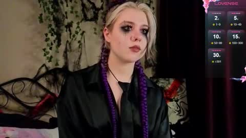 Snapshot of irissocute chatting on 10.31.25 I am Cutie Iris3 online show from 10.31.25