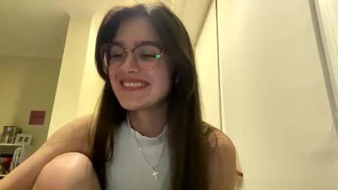 Snapshot of irisss31 chatting on 06.10.26 irisss31 online show from 06.10.26