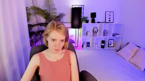 Snapshot of irmaronn chatting on 07.19.26 Irma online show from 07.19.26