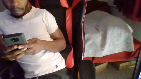Snapshot of ironcogking chatting on 10.21.25 SexEngine88 online show from 10.21.25