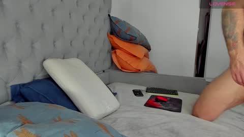 ironhulk22 online show from 01.22.25