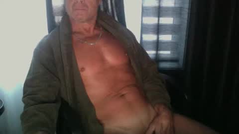 ironout007 online show from 11.10.25