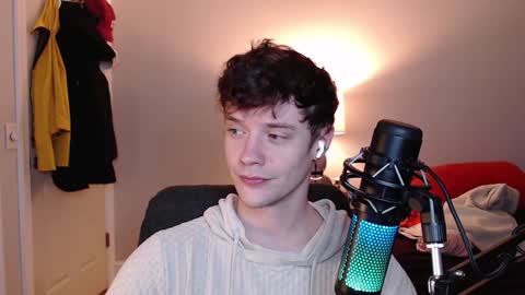 Snapshot of ironthud chatting on 12.11.24 Sam online show from 12.11.24