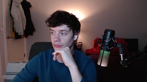 Snapshot of ironthud chatting on 12.23.24 Sam online show from 12.23.24