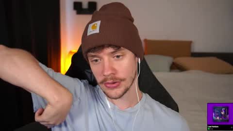 Snapshot of ironthud chatting on 09.22.25 Sam online show from 09.22.25