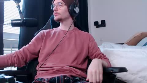 Sam online show from 04.10.26