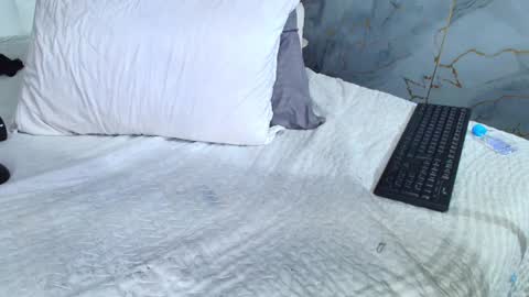 Sandy  online show from 12.15.24