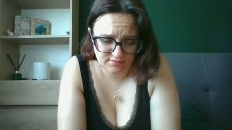 Snapshot of irresistibleparis chatting on 07.02.26 Paris online show from 07.02.26