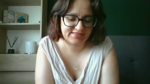 Snapshot of irresistibleparis chatting on 07.03.26 Paris online show from 07.03.26