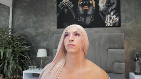 Isa Lancaster online show from 11.09.25