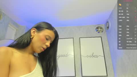 Snapshot of isa_little4u chatting on 04.17.26 online show from 04.17.26