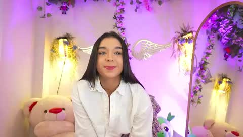 Snapshot of isa_nixon chatting on 11.25.25 Isabella online show from 11.25.25