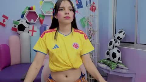 Isaa Skinny  online show from 06.18.26