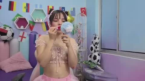 Isaa Skinny  online show from 06.30.26