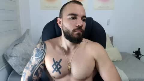 Isaac carter online show from 10.04.25