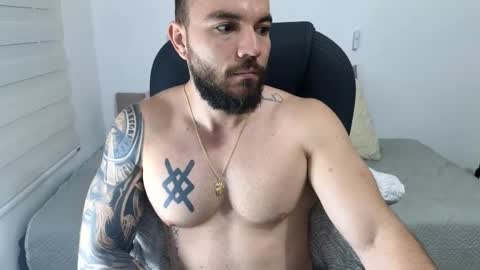 Isaac carter online show from 10.10.25