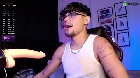 Isaac Saenz. online show from 11.22.25