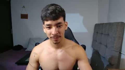 muscle isaac online show from 05.12.26