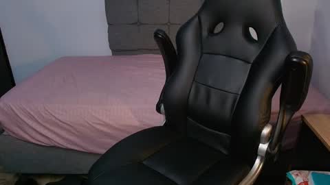 muscle isaac online show from 05.31.26